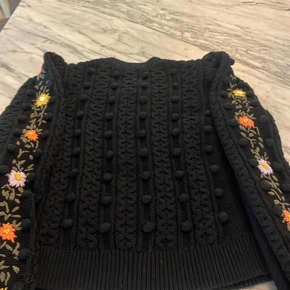 Alice and Olivia Kitty Puff Sleeve Sweater - Picture 3 of 4